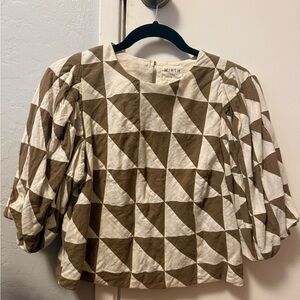 Mirth Women's Triangular Patterned Blouse - Brown and White